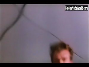Signe Vium in Krystalbarnet (1996) 17