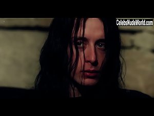Sky Ferreira in Lords of Chaos (2018) 5