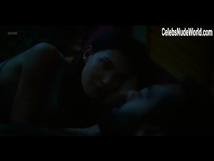 Soho Rezanejad in Charmoren (2017) 6