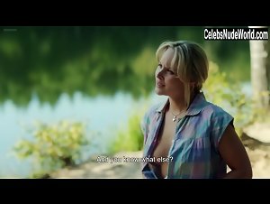 Sonja Gerhardt in Deutschland 83 (series) (2015) 19