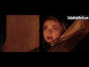 Sophie Dalah in Satanic (2016) 17