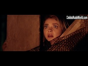 Sophie Dalah in Satanic (2016) 18