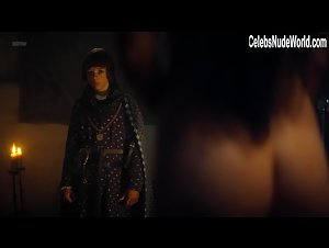 Sophie Strobele in Maximilian: Das Spiel von Macht und Liebe (series) (2016) 19