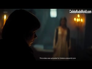 Sophie Strobele in Maximilian: Das Spiel von Macht und Liebe (series) (2016) 8