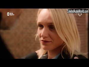 Sophie van Winden in Ik Weet Wie Je Bent (series) (2018) 12
