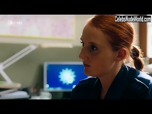 Sophie von Kessel in Du bist nicht allein (2018) 7