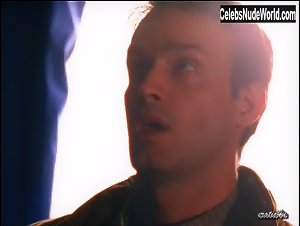 Sorcha Fox in Wolfhound (2002) 9