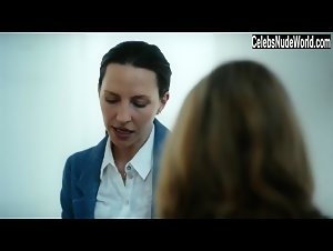 Stefanie Stappenbeck in Der 7. Tag (2017) 13