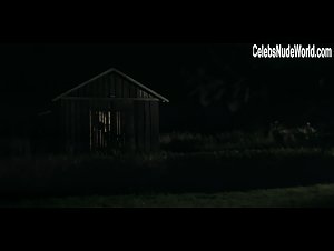 Sylta Fee Wegmann in Die Haut der Anderen (2016) 6