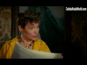 Sylvie Novak in La revanche des mortes vivantes (1987) 5