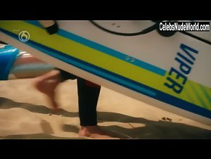 Tamara Brinkman in Zomer in Zeeland (series) (2018) 2
