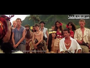 Tevaite Vernette in Bounty (1984) 13