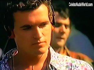 Tini Cansino in Delizia (1986) 14