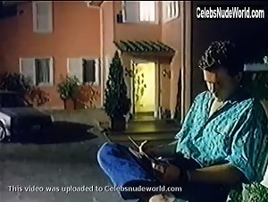 Tini Cansino in Delizia (1986) 4