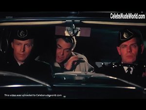 Ullabella Johansson in Der kom en soldat (1969) 14