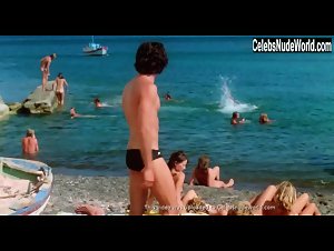 Valerie Quennessen in Summer Lovers (1982) 7