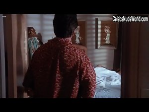Valerie McIntosh in Mambo Kings (1992) 7