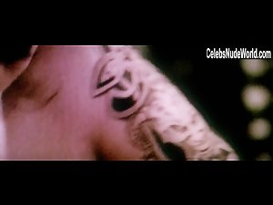 Vicky Berendsen in Tattoo (2002) 17