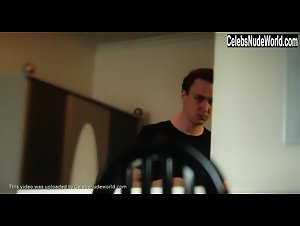 Victoria Schulz in Dora oder Die sexuellen Neurosen unserer Eltern (2015) 6