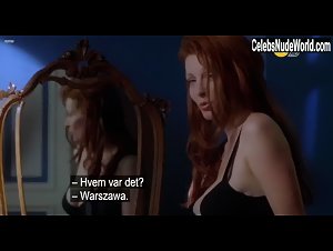 Victoria Smirnova in Foreigner (2003) 10