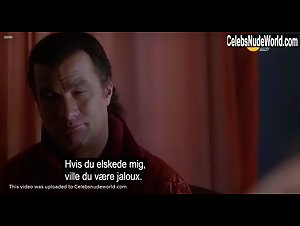 Victoria Smirnova in Foreigner (2003) 20