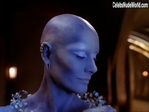 Virginia Hey in Farscape (series) (1999) 17