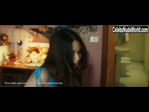 Viviana Aprea in La paranza dei bambini (2019) 15