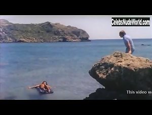Xiomara Rodriguez in Una vacanza del cactus (1981) 12