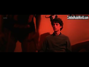 Yuliia Sobol in I figli della notte (2016) 10