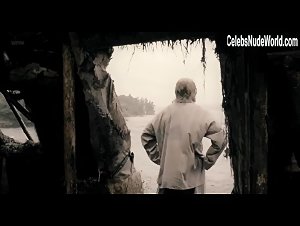 Yuliya Men hot scene in Kochegar (2010) 19