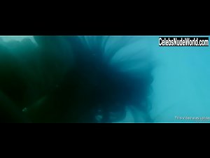 Zhu Zhu in Secret Sharer (2014) 19