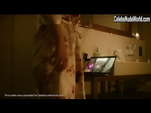 Zuzana Fialova in Zasada przyjemnosci (series) (2019) 10