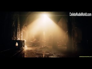 Jade Croot blood, nude scene in The Witcher 1