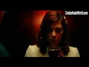Allegra Masters sexy scene in Strange Angel (2018) 2