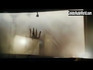 Titanic Movie heroine ki nude sexy video 17
