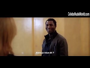 Refugee seduces and fuck a business woman in downtown 12