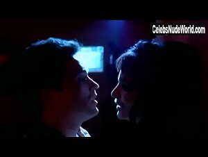Alexandra Kamp Kissing , boobs In Ich liebe eine Hure (1998) 1