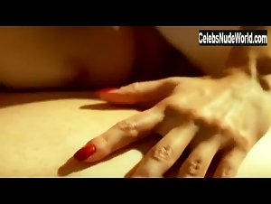 Alexandra Kamp breasts, Naked scene in Ich liebe eine Hure (1998) 6