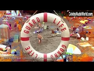 Amanda Bynes, Amanda Crew bikini, Sexy scene in She's the Man (2006) 16