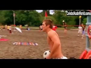 Amanda Bynes, Amanda Crew bikini, Sexy scene in She's the Man (2006) 18