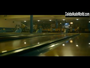Anna Torv, Lauren Glazier lesbian, Sexy scene in Mindhunter (2017-2019) 8