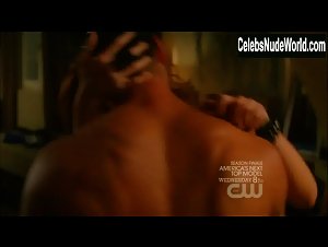 Ashlee Simpson-Wentz underwear, Sexy scene in Melrose Place (2009-2010) 12