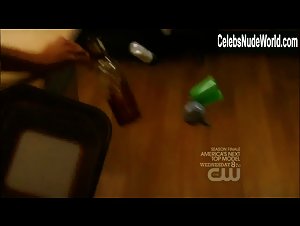 Ashlee Simpson-Wentz underwear, Sexy scene in Melrose Place (2009-2010) 17