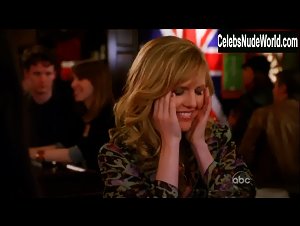 Becki Newton underwear, Sexy scene in Ugly Betty (2006-2010) 15