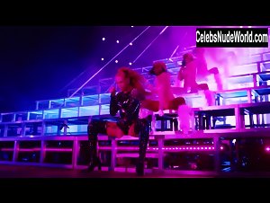 Beyoncé Knowles Sexy scene in Homecoming: A Film by Beyoncé (2019) 14