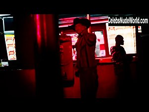 Beyoncé Knowles Erotic Dance , Bare Legs in Lemonade (2016) 20