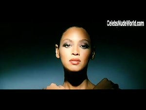 Beyoncé Knowles Sexy, bikini scene in Dreamgirls (2006) 13