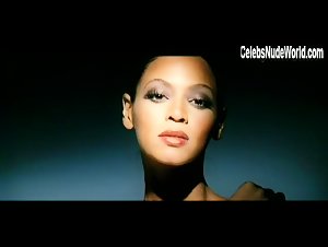 Beyoncé Knowles Sexy, bikini scene in Dreamgirls (2006)