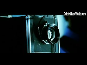 Beyoncé Knowles Sexy, bikini scene in Dreamgirls (2006) 9