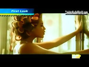 Beyoncé Knowles Hot,underwear scene in Irreplaceable (2006) 7